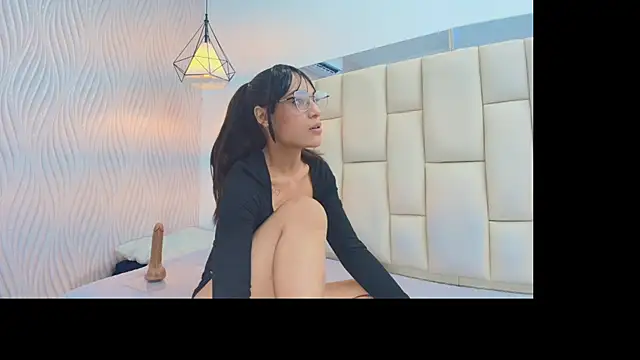 Vero Temptation online show from December 16, 12:32 pm