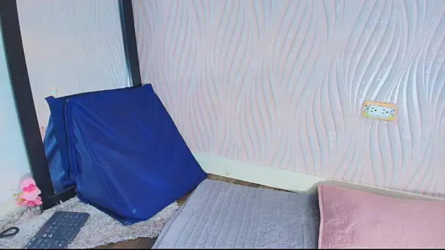 Vero Temptation online show from December 18, 12:11 pm