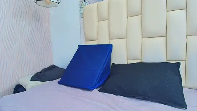 Vero Temptation online show from December 22, 12:13 pm