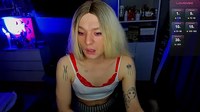 Snapshot of Kkkylie chatting on April 1, 2:56 am Kkkylie online show from April 1, 2:56 am