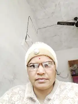 Snapshot of Bhavna_hot chatting on February 2, 6:12 am Bhavna hot online show from February 2, 6:12 am