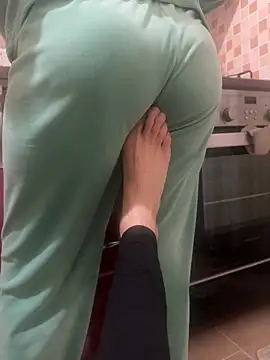 Snapshot of Serap-Kerem chatting on February 19, 5:09 pm Serap-Kerem online show from February 19, 5:09 pm