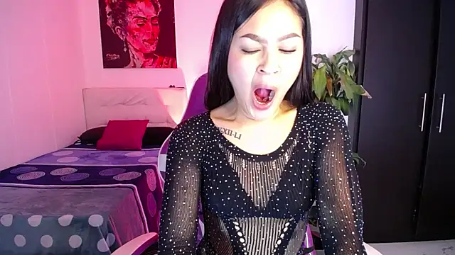 heidy 01 online show from November 10, 1:10 pm