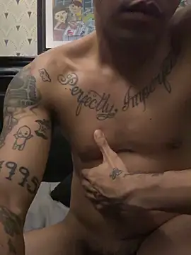 KarlKambing online show from November 8, 5:34 pm