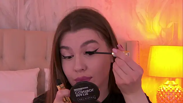 AshleyEvance online show from May 28, 6:43 am
