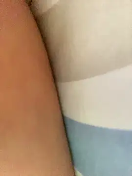 Snapshot of Lunx_Bbita chatting on March 26, 6:35 pm Lunx Bbita online show from March 26, 6:35 pm