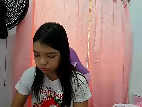 shy luna18 online show from September 8, 5:12 pm