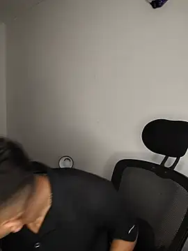 Snapshot of Juann-cock chatting on May 24, 2:27 am Juann-cock online show from May 24, 2:27 am