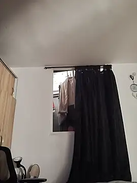 Juann-cock online show from July 10, 9:50 pm