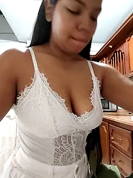 Snapshot of CloeeHills_ chatting on September 14, 8:57 am CloeeHills online show from September 14, 8:57 am