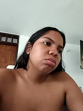 Snapshot of CloeeHills_ chatting on October 7, 12:57 pm CloeeHills online show from October 7, 12:57 pm