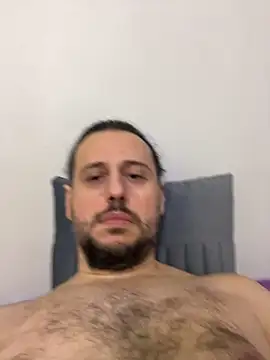 Snapshot of paleron34 chatting on February 8, 9:18 pm paleron34 online show from February 8, 9:18 pm