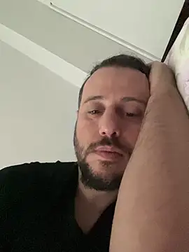 Snapshot of paleron34 chatting on February 15, 6:21 am paleron34 online show from February 15, 6:21 am