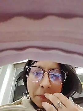 VioletxBloom online show from December 2, 11:45 pm