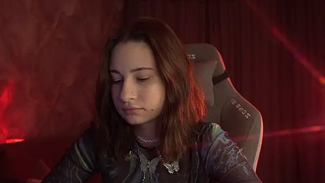 LumeNova online show from March 2, 2:03 am