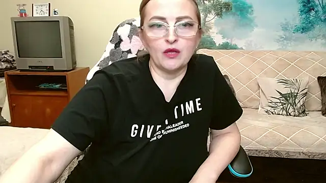 MermaidCurves online show from October 27, 4:22 pm