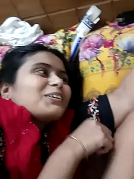 Snapshot of Holy_Sex_International chatting on September 22, 4:42 pm Holy Sex International online show from September 22, 4:42 pm