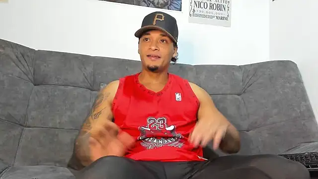  MACCARTHY TAYLOR online show from November 4, 11:48 pm