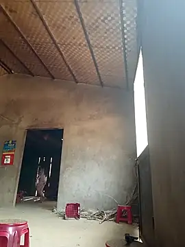 quynhkoolbae online show from April 15, 1:34 am