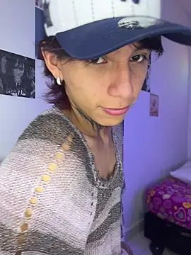 Snapshot of bellamy_095 chatting on February 20, 6:52 pm bellamy 095 online show from February 20, 6:52 pm