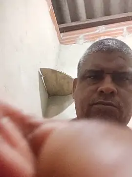 Snapshot of Fonseca_sexy chatting on November 15, 6:55 am Fonseca sexy online show from November 15, 6:55 am