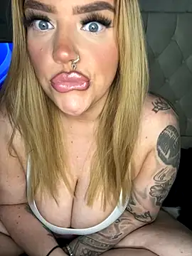 MysteriousMylaX online show from November 29, 10:35 pm