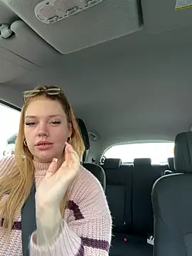 MysteriousMylaX online show from February 17, 10:45 am