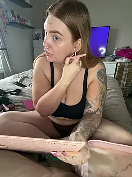 MysteriousMylaX online show from April 14, 11:27 am