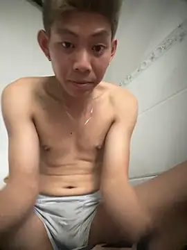 linh21107 online show from November 21, 8:46 am