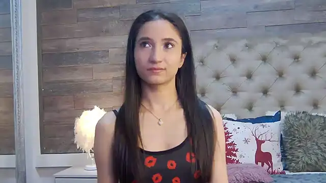 CarolinaBlair online show from December 20, 7:15 am