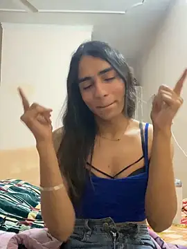 kaylee demm online show from February 2, 7:01 pm