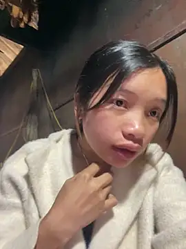 Snapshot of beobeo_2xx chatting on March 4, 3:45 am beobeo 2xx online show from March 4, 3:45 am