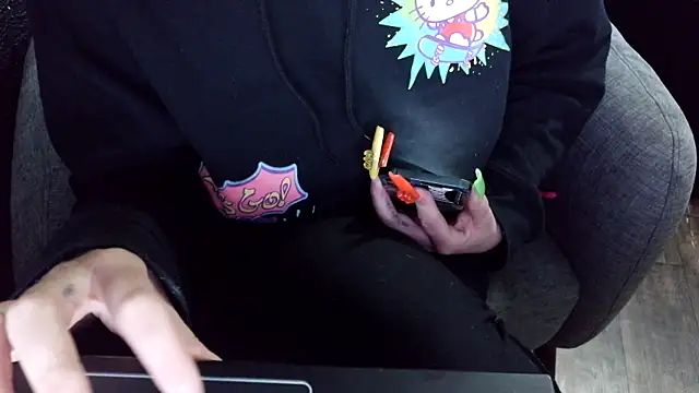 Snapshot of fetishslut4u chatting on September 14, 3:33 pm fetishslut4u online show from September 14, 3:33 pm