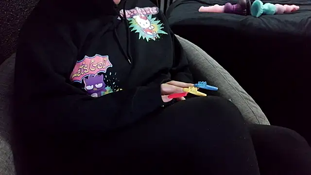 Snapshot of fetishslut4u chatting on September 15, 4:56 am fetishslut4u online show from September 15, 4:56 am