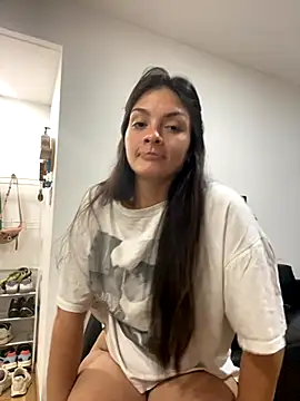 Danielaeliana online show from November 23, 3:28 am