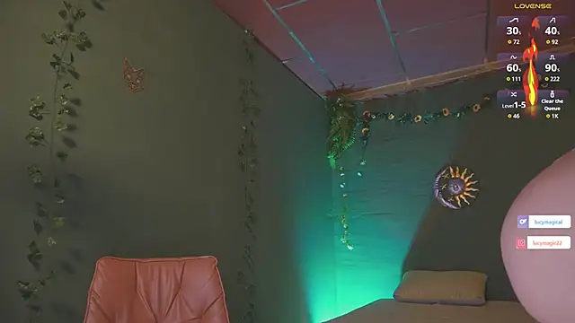 lucymagical1 online show from September 18, 2:30 pm