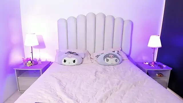 SofieBunnie online show from September 26, 10:14 pm