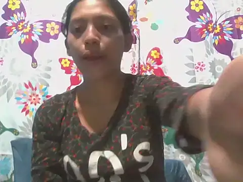 Snapshot of preggymom19 chatting on October 6, 2:09 am preggymom19 online show from October 6, 2:09 am