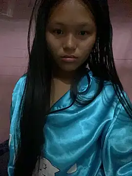 Snapshot of milo_bae chatting on May 11, 11:02 pm milo bae online show from May 11, 11:02 pm