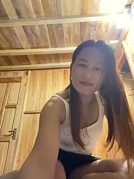 phungtiti online show from October 4, 1:47 am