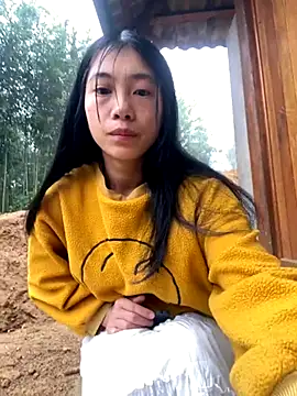 EmLy02 online show from November 12, 12:00 am