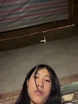 Snapshot of EmLy02 chatting on December 18, 3:56 am EmLy02 online show from December 18, 3:56 am