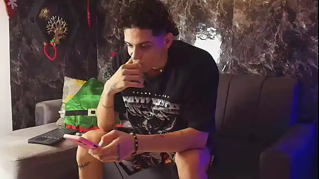 nicolai drake online show from November 23, 7:46 pm