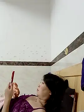 Snapshot of lingling5200 chatting on September 21, 4:08 pm lingling5200 online show from September 21, 4:08 pm