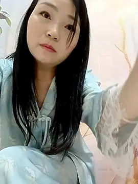 Snapshot of lingling5200 chatting on October 1, 1:11 am lingling5200 online show from October 1, 1:11 am