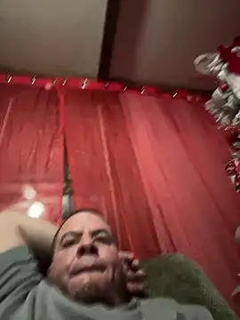 kev0n2389 online show from December 15, 5:55 am