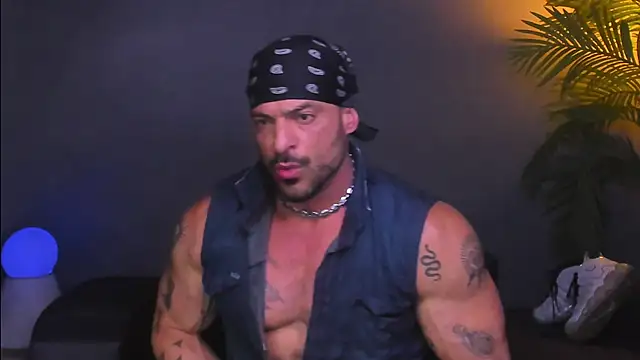 dennis cox1 online show from November 20, 9:09 am