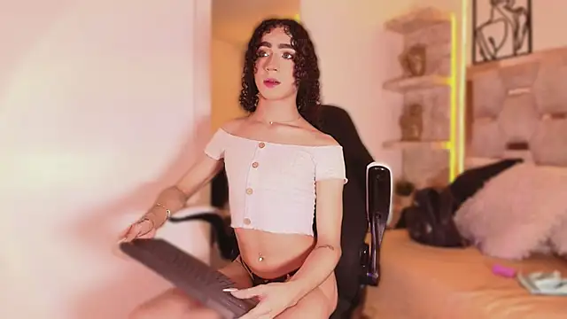 Snapshot of Ballesteros_ chatting on January 13, 5:02 am Ballesteros online show from January 13, 5:02 am