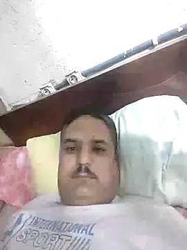 Snapshot of mM0140 chatting on November 28, 3:25 pm mM0140 online show from November 28, 3:25 pm