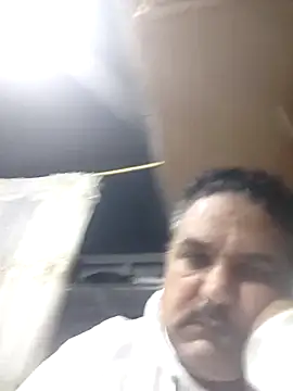 Snapshot of mM0140 chatting on February 6, 9:40 pm mM0140 online show from February 6, 9:40 pm
